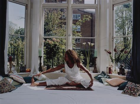 Bedroom Yoga .